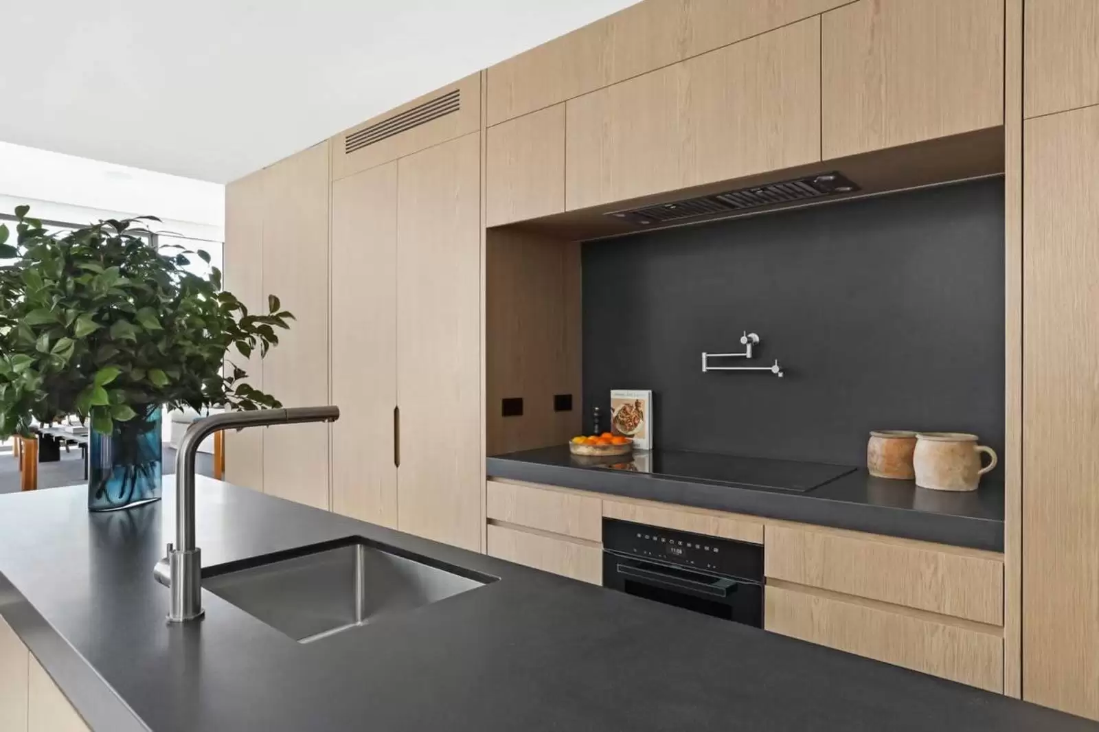 10 Rawson Avenue, Queens Park Leased by Sydney Sotheby's International Realty - image 2