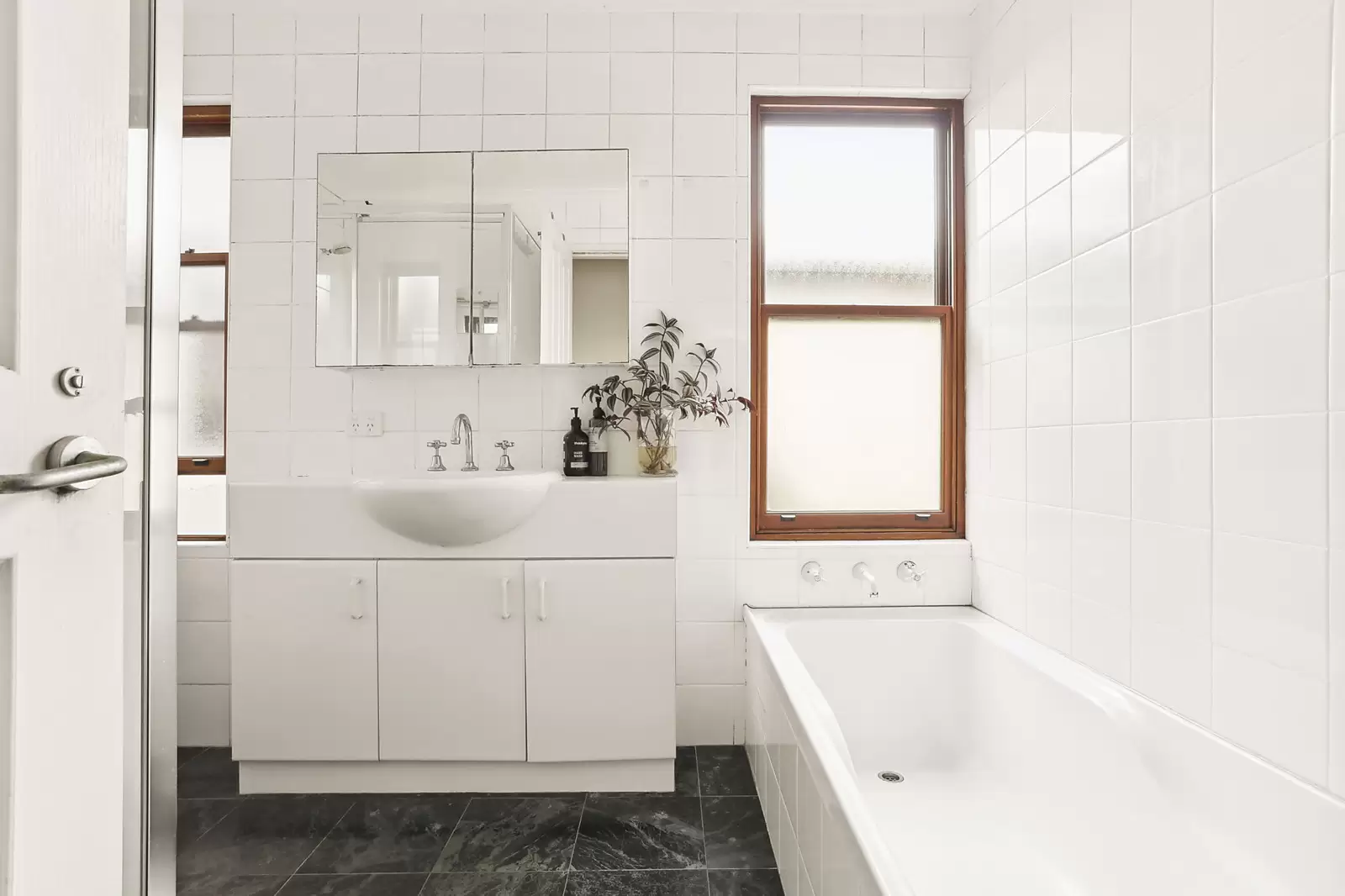 24 Womerah Avenue, Darlinghurst Sold by Sydney Sotheby's International Realty - image 7