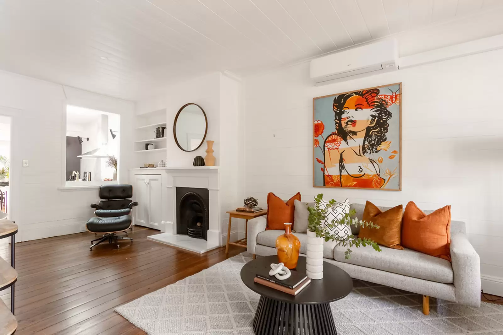 4 Alexander Street, Paddington Sold by Sydney Sotheby's International Realty - image 2