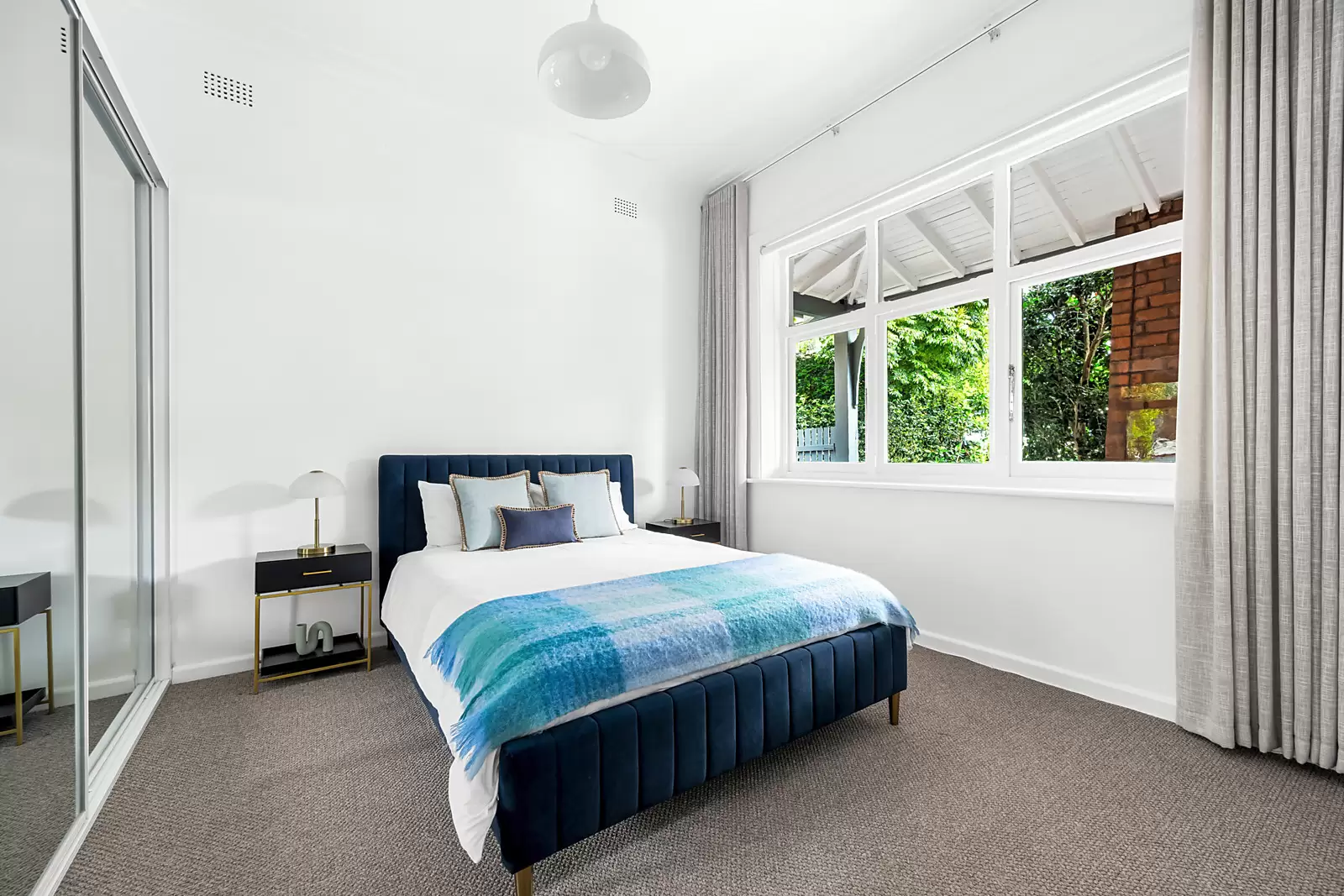 5 Castlefield Street, Bondi Sold by Sydney Sotheby's International Realty - image 6