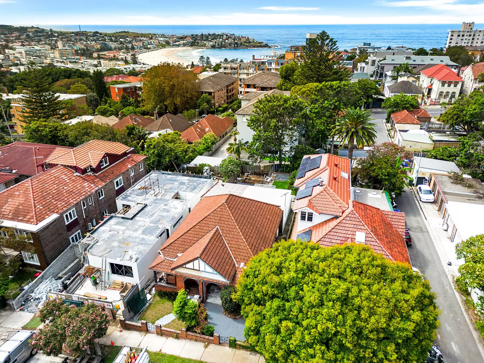 5 Castlefield Street, Bondi Sold by Sydney Sotheby's International Realty - image 4