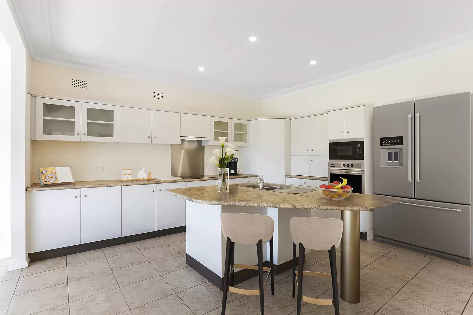15 Donaldson Street, Pagewood Sold by Sydney Sotheby's International Realty - image 3