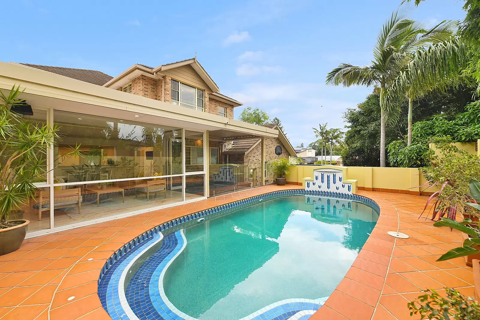 9 Chelmsford Avenue, Maroubra Sold by Sydney Sotheby's International Realty - image 2
