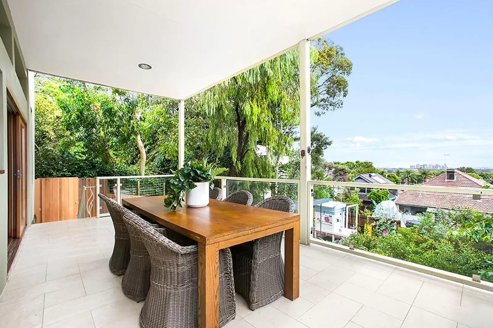 2/15 Sully Street, Randwick Sold by Sydney Sotheby's International Realty - image 4
