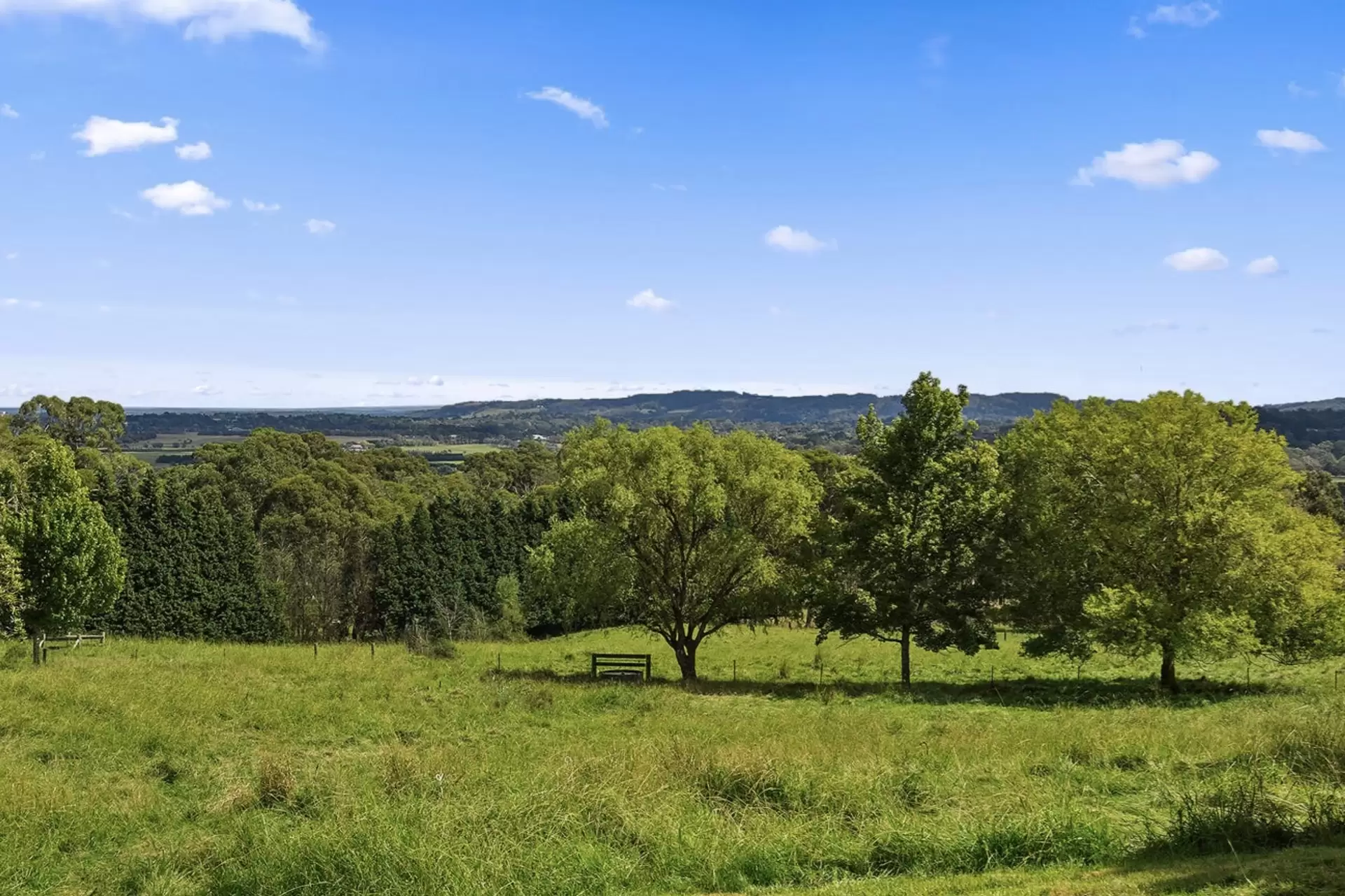980 Range Road, Glenquarry Sold by Sydney Sotheby's International Realty - image 2