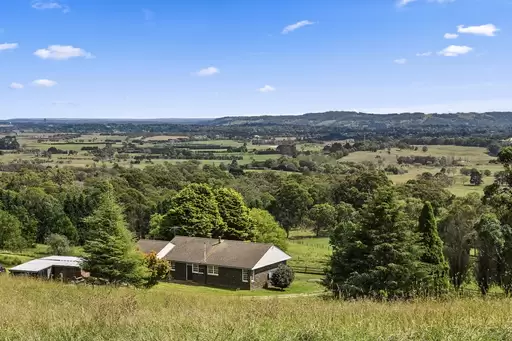 980 Range Road, Glenquarry Sold by Sydney Sotheby's International Realty