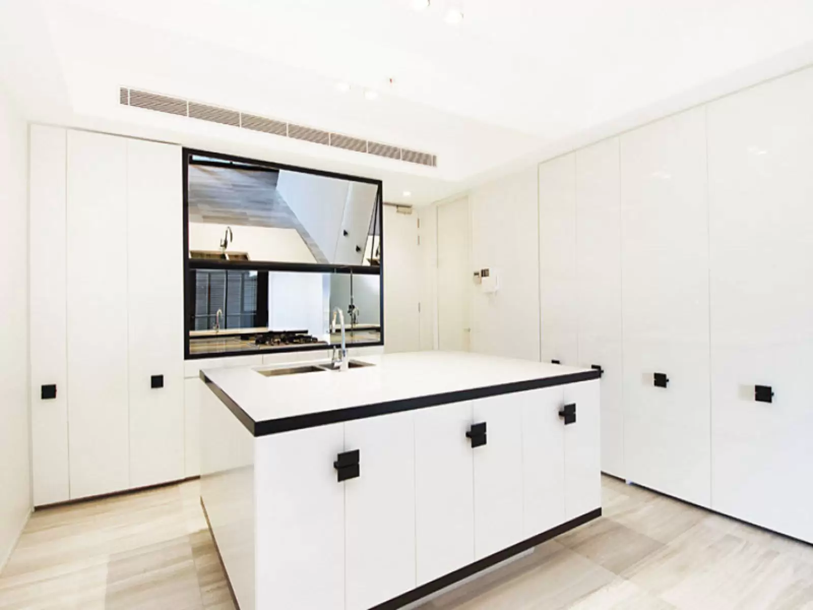 S805/178 Thomas Street, Haymarket Leased by Sydney Sotheby's International Realty - image 1