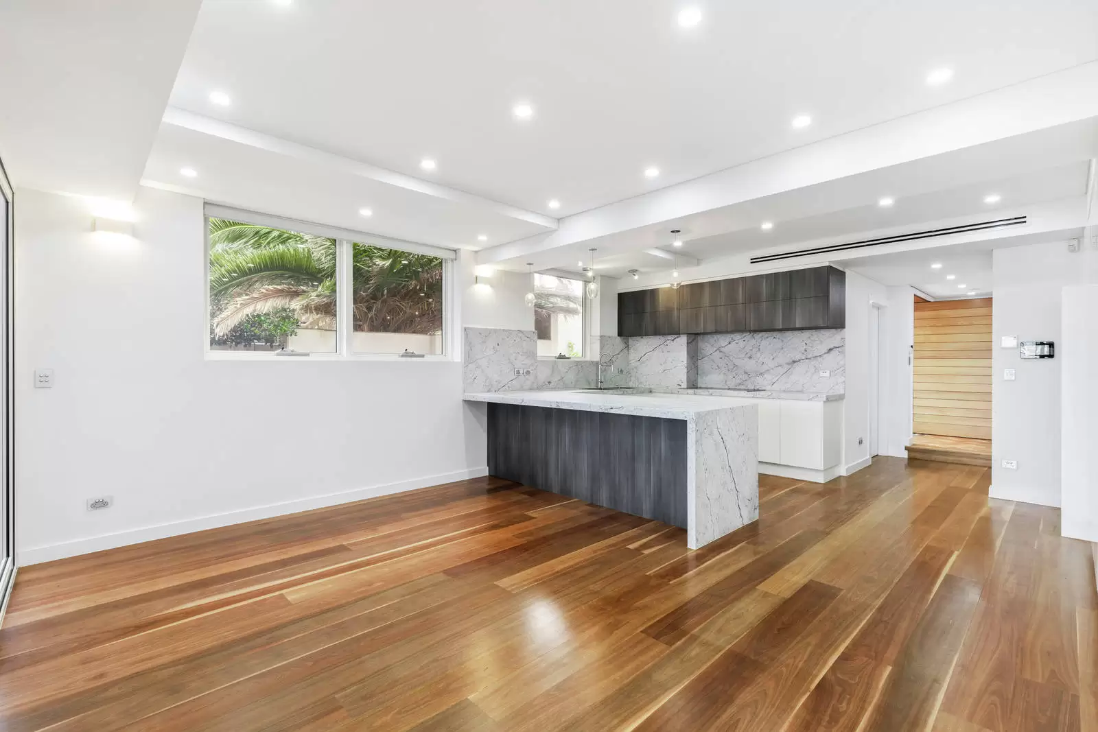31 Macdonald Street, Vaucluse Leased by Sydney Sotheby's International Realty - image 3
