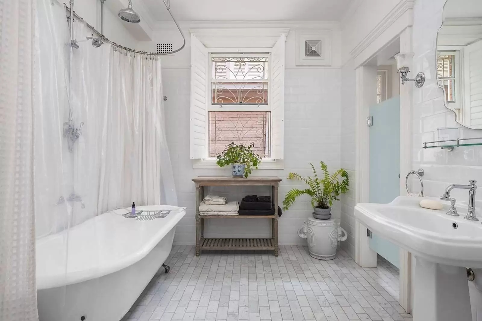 1/12 Rosemont Avenue, Woollahra Leased by Sydney Sotheby's International Realty - image 7