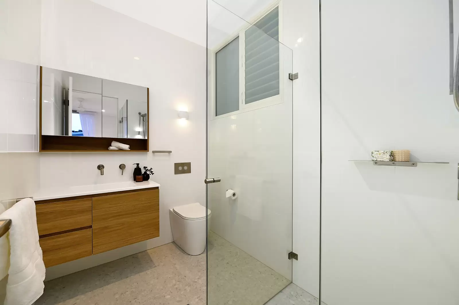 13 Winchester Road, Clovelly Sold by Sydney Sotheby's International Realty - image 13