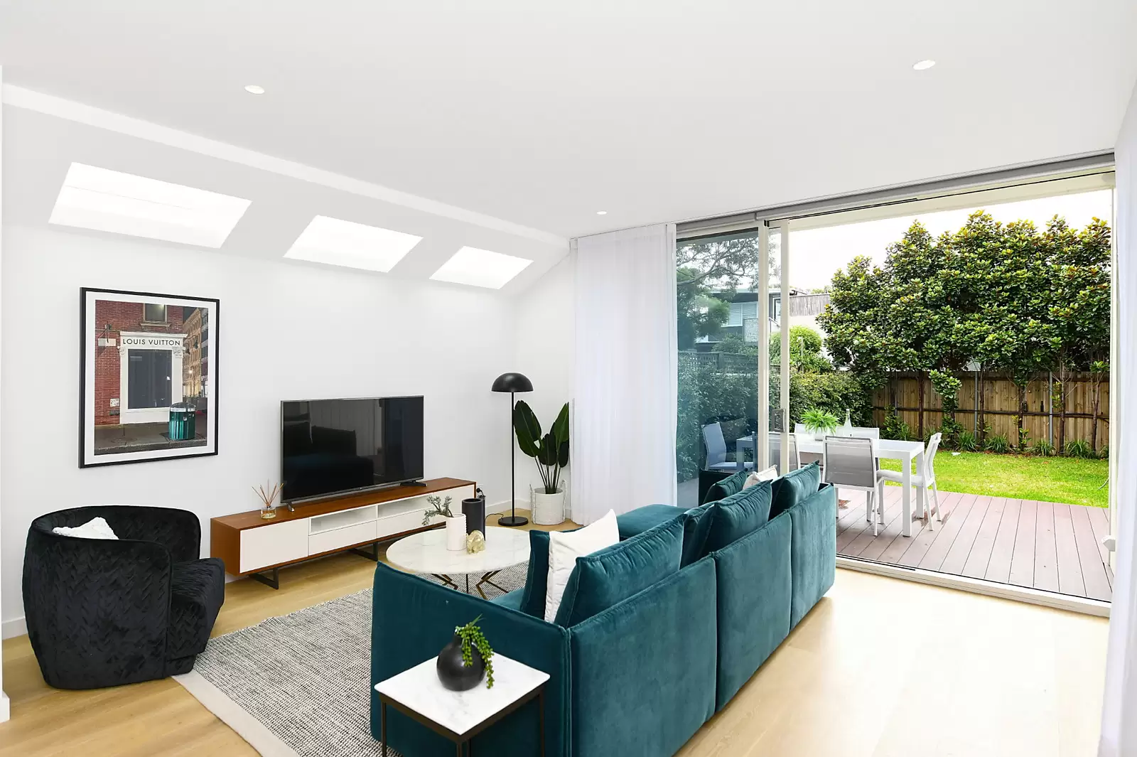 13 Winchester Road, Clovelly Sold by Sydney Sotheby's International Realty - image 3
