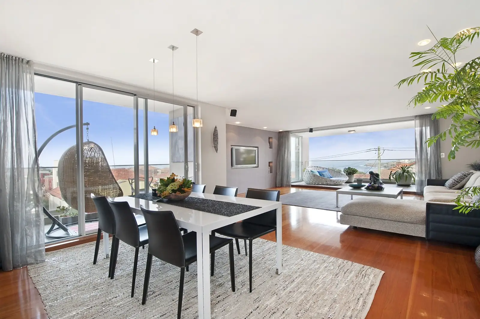 12/30 Fletcher Street, Tamarama Leased by Sydney Sotheby's International Realty - image 2