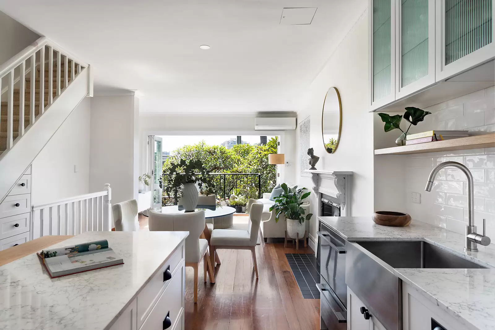 62 Hargrave Street, Paddington Sold by Sydney Sotheby's International Realty - image 1