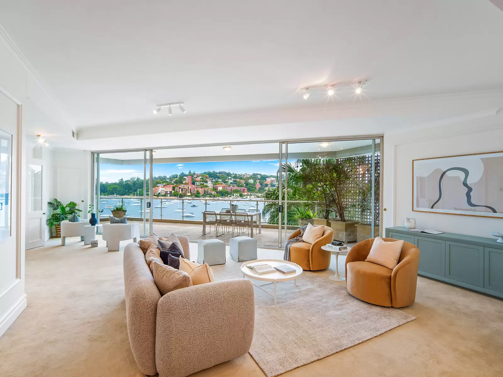 2/29 Sutherland Crescent, Darling Point Sold by Sydney Sotheby's International Realty - image 3