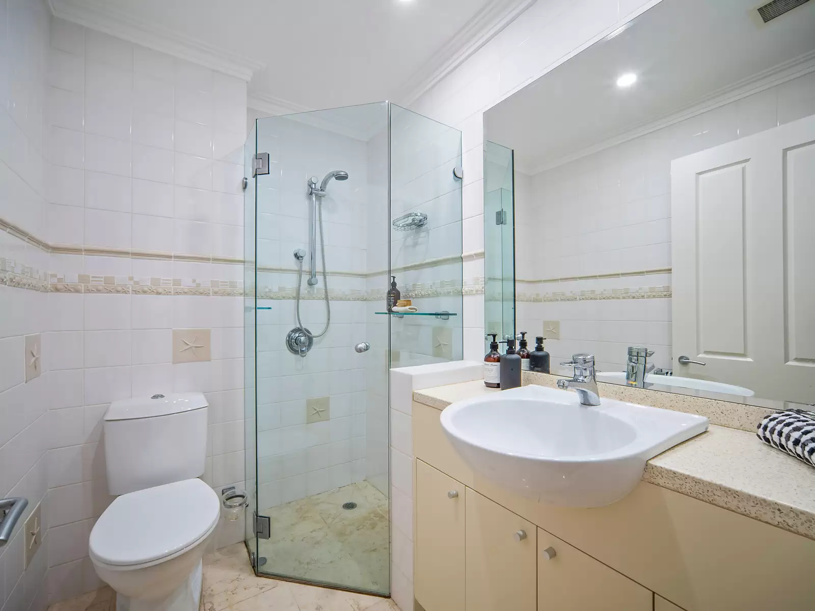 2/29 Sutherland Crescent, Darling Point Sold by Sydney Sotheby's International Realty - image 16