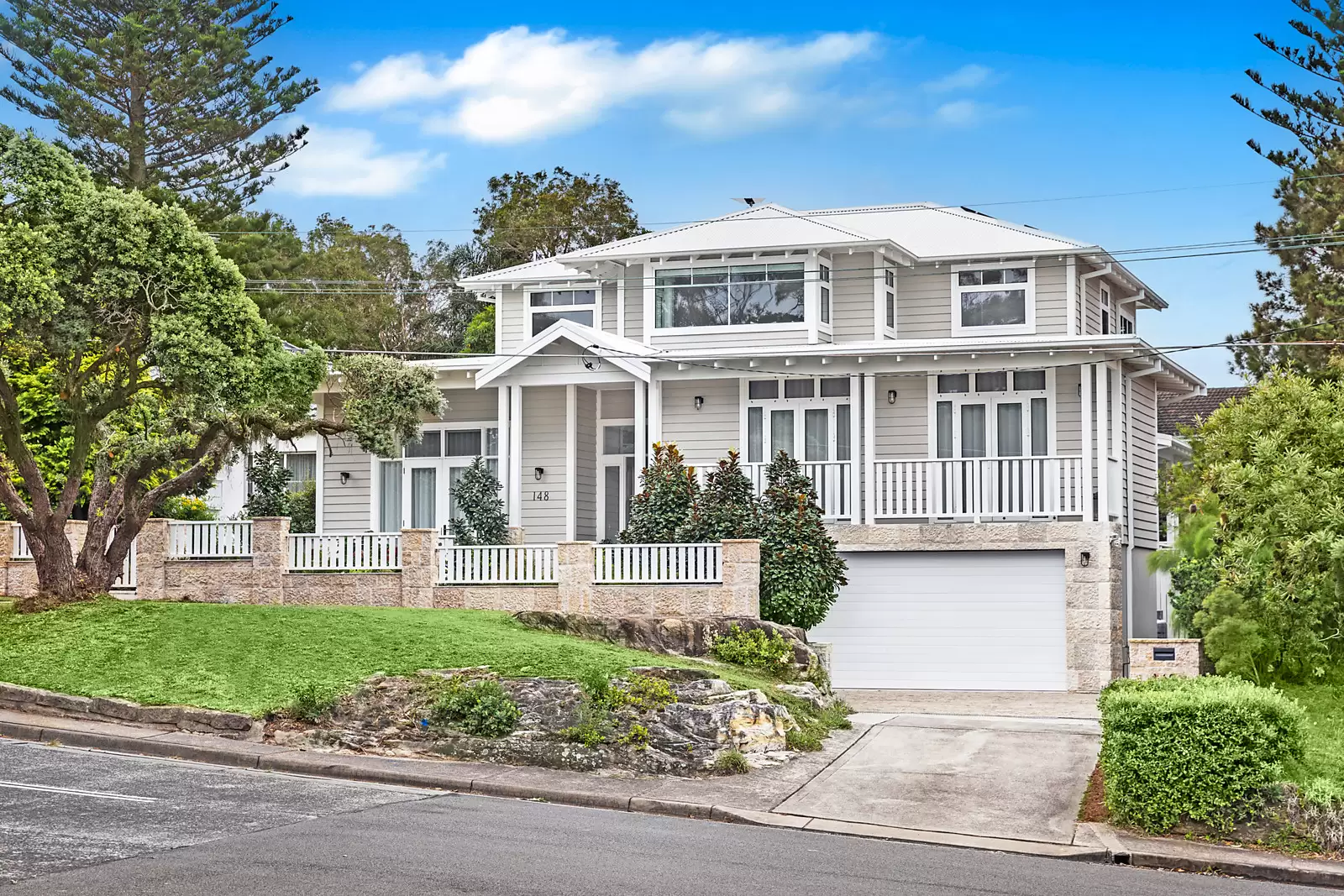 148 Moverly Road, South Coogee Sold by Sydney Sotheby's International Realty - image 1