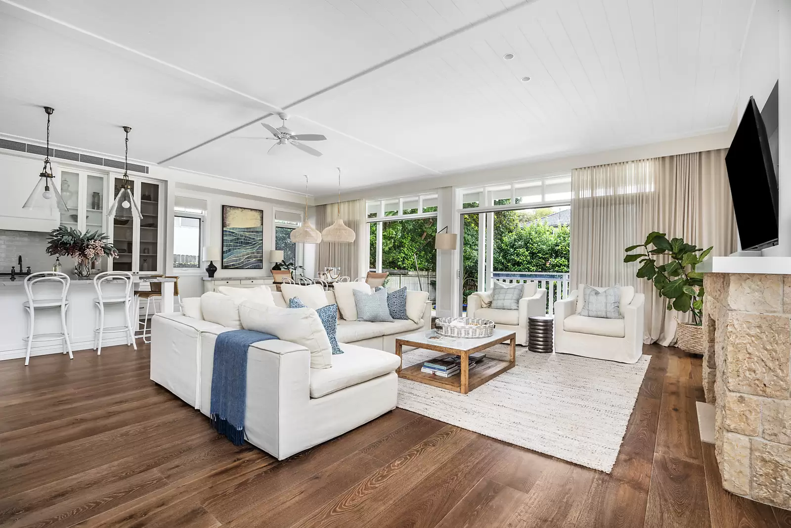 148 Moverly Road, South Coogee Sold by Sydney Sotheby's International Realty - image 5