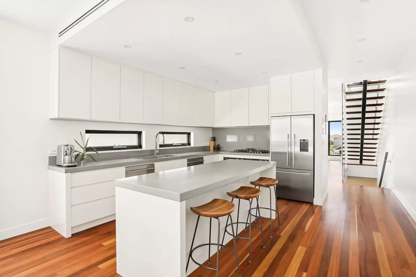 2/102 Clyde Street, North Bondi Sold by Sydney Sotheby's International Realty - image 6