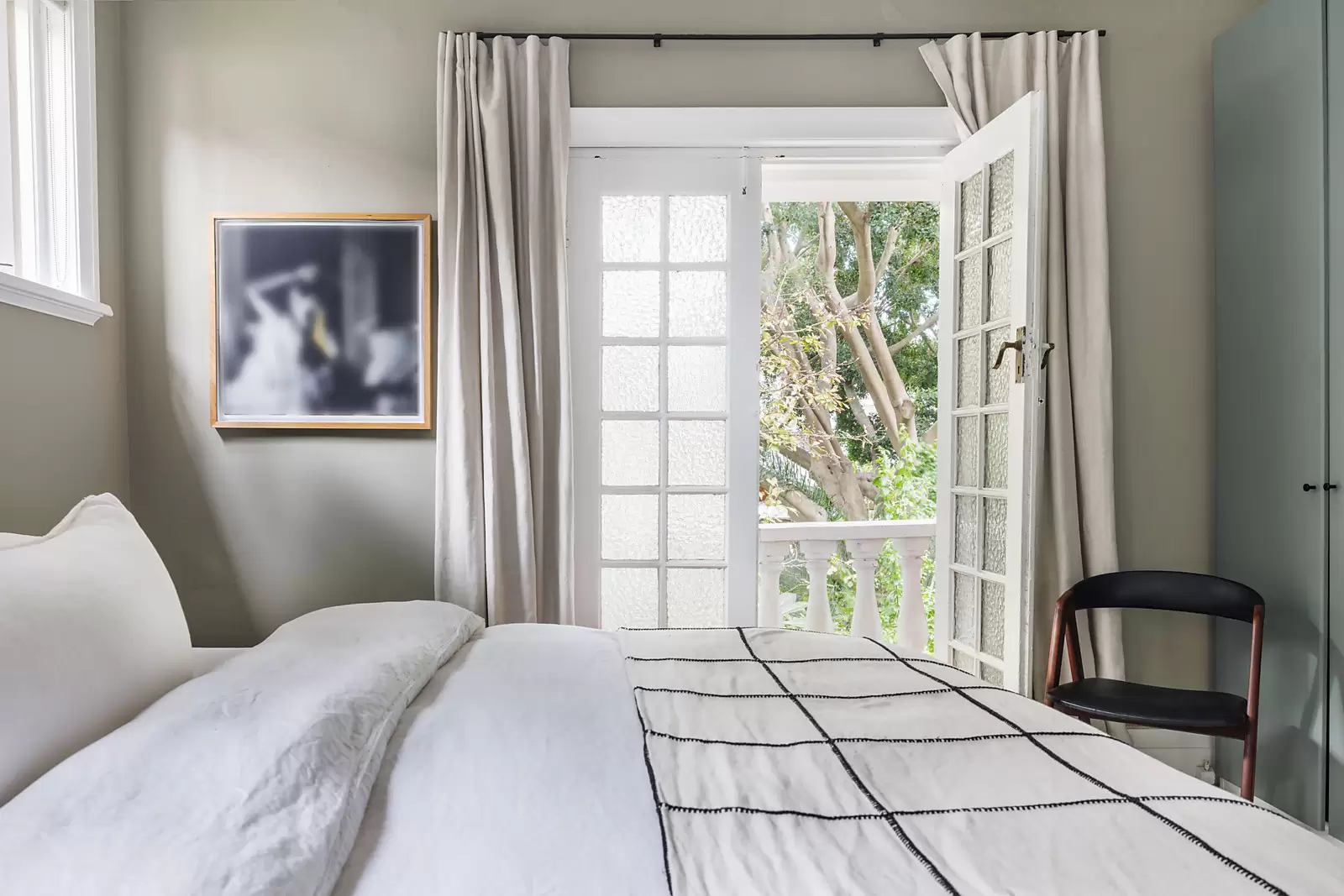 6 Forest Knoll Avenue, Bondi Beach Sold by Sydney Sotheby's International Realty - image 14