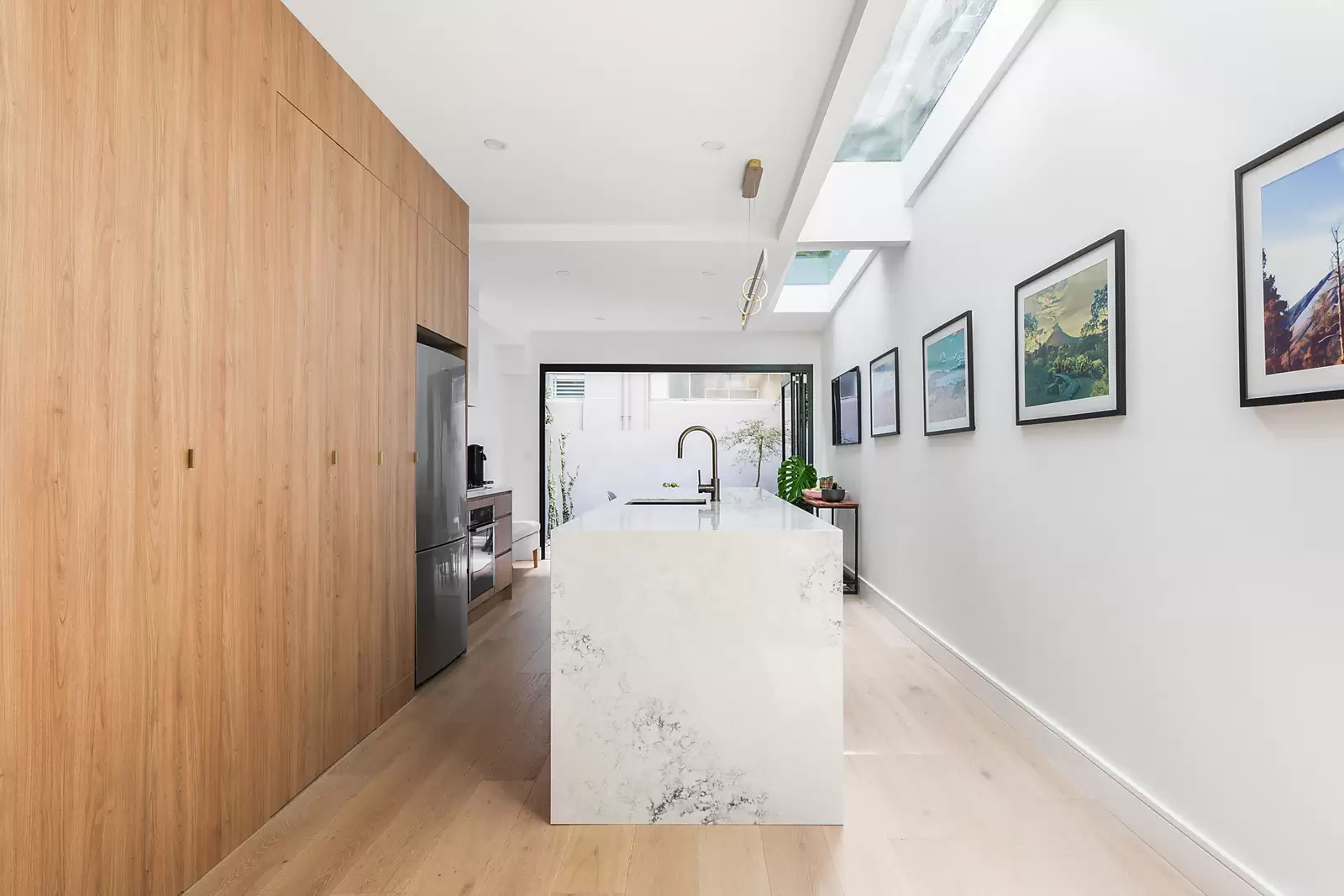 8 Jesmond Street, Surry Hills Sold by Sydney Sotheby's International Realty - image 2