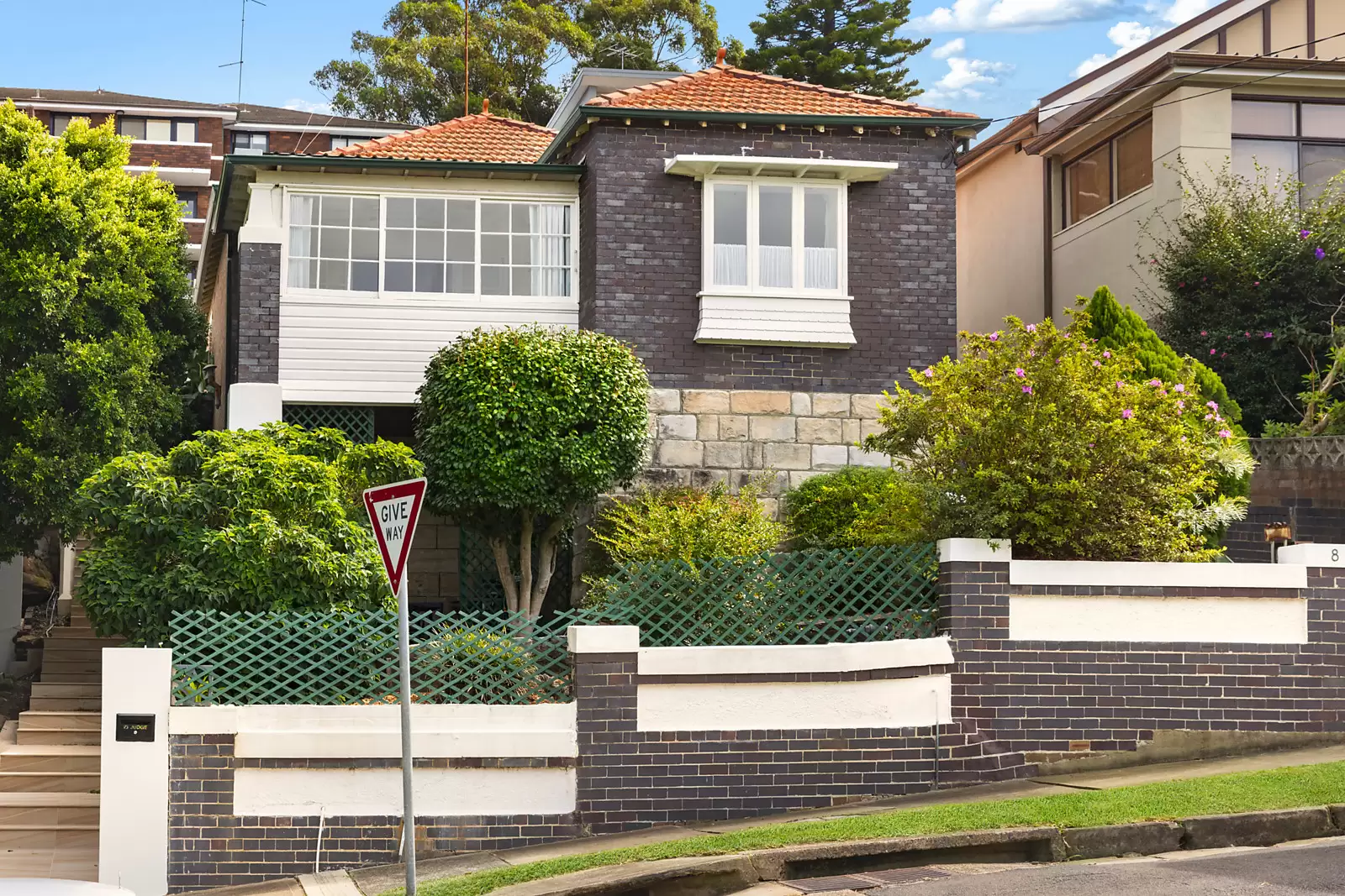 8 Judge Street, Randwick Sold by Sydney Sotheby's International Realty - image 1