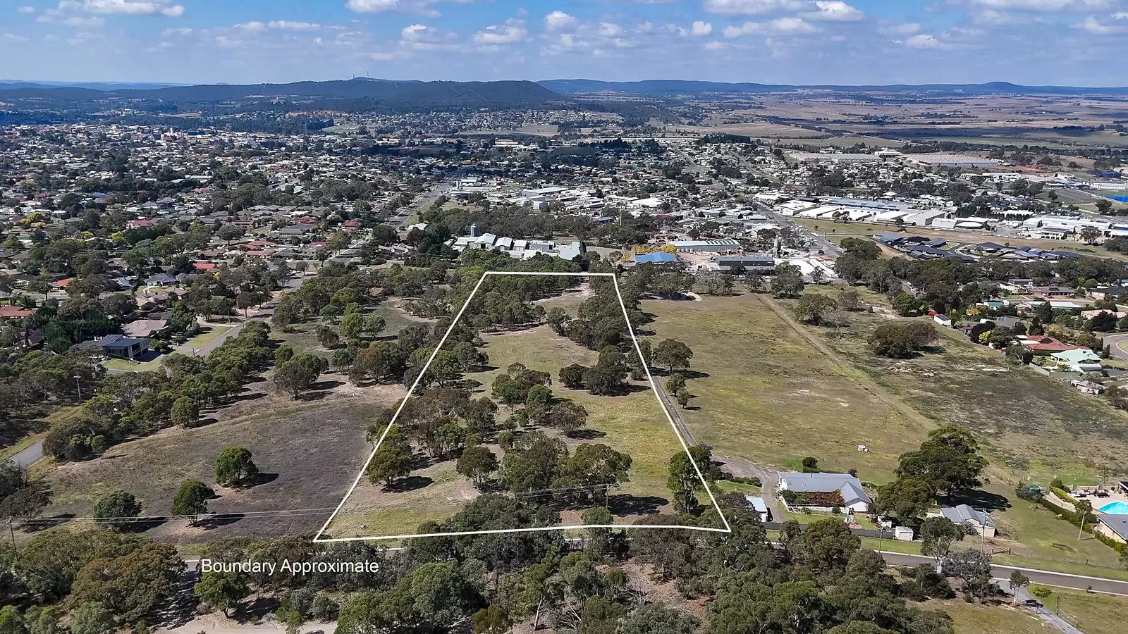 96 Cathcart Street, Goulburn Sold by Sydney Sotheby's International Realty - image 5