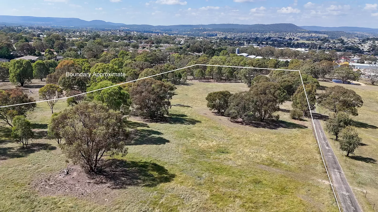 96 Cathcart Street, Goulburn Sold by Sydney Sotheby's International Realty - image 8
