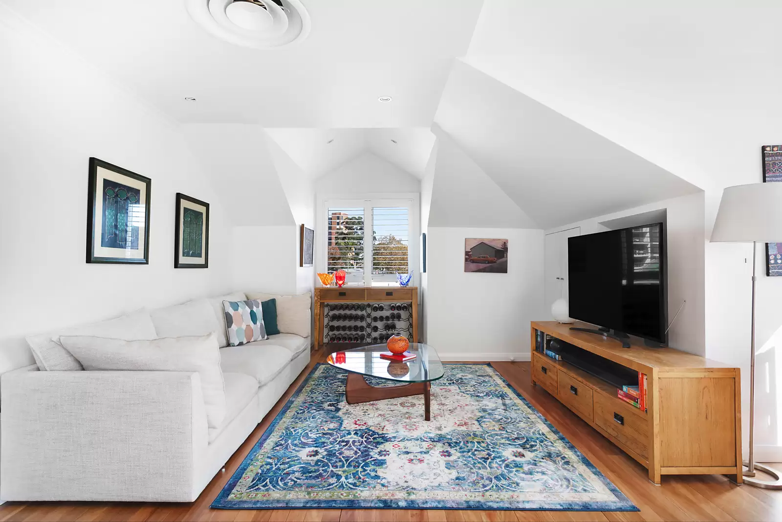 51/175-185 Campbell Street, Surry Hills Sold by Sydney Sotheby's International Realty - image 3
