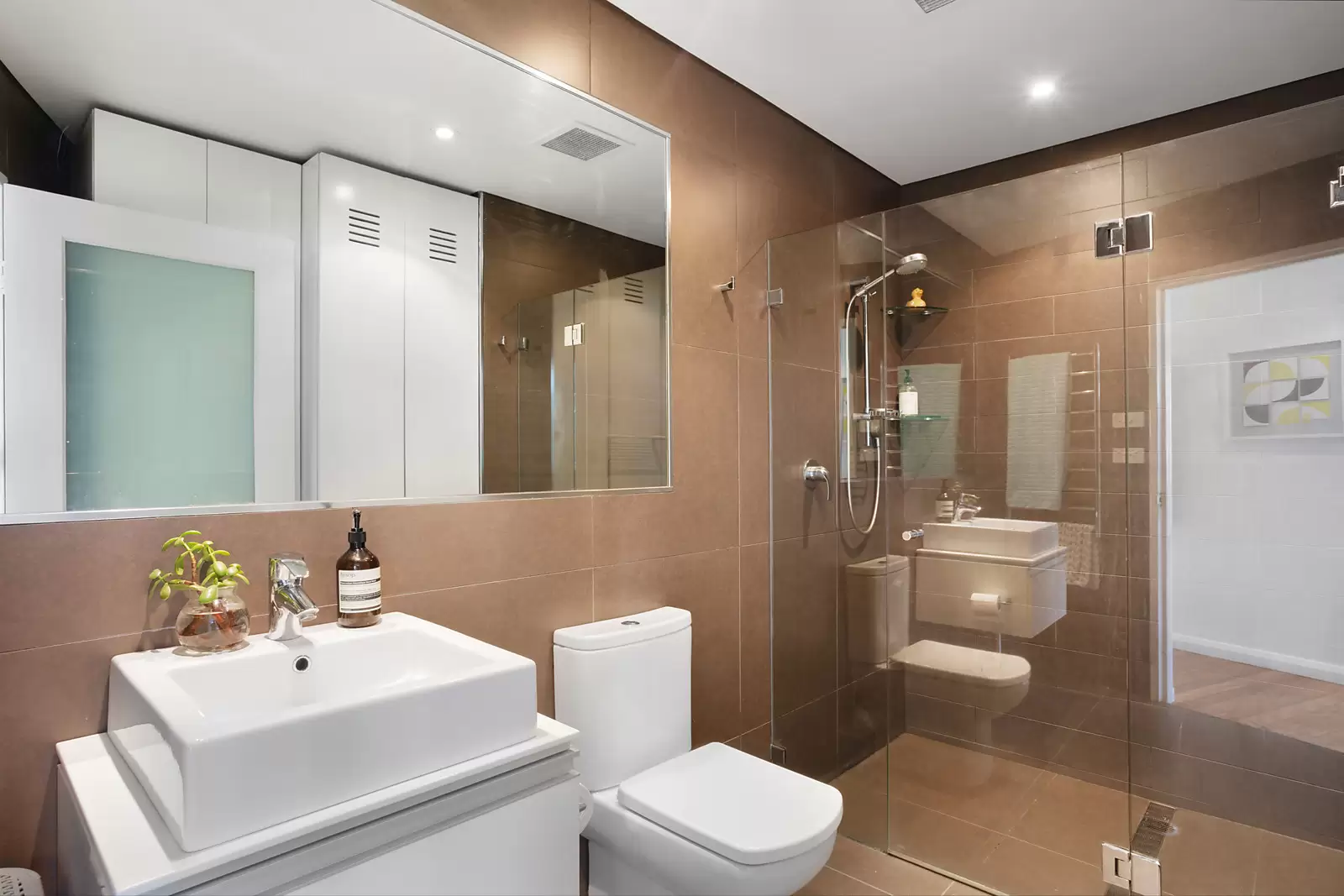 51/175-185 Campbell Street, Surry Hills Sold by Sydney Sotheby's International Realty - image 10