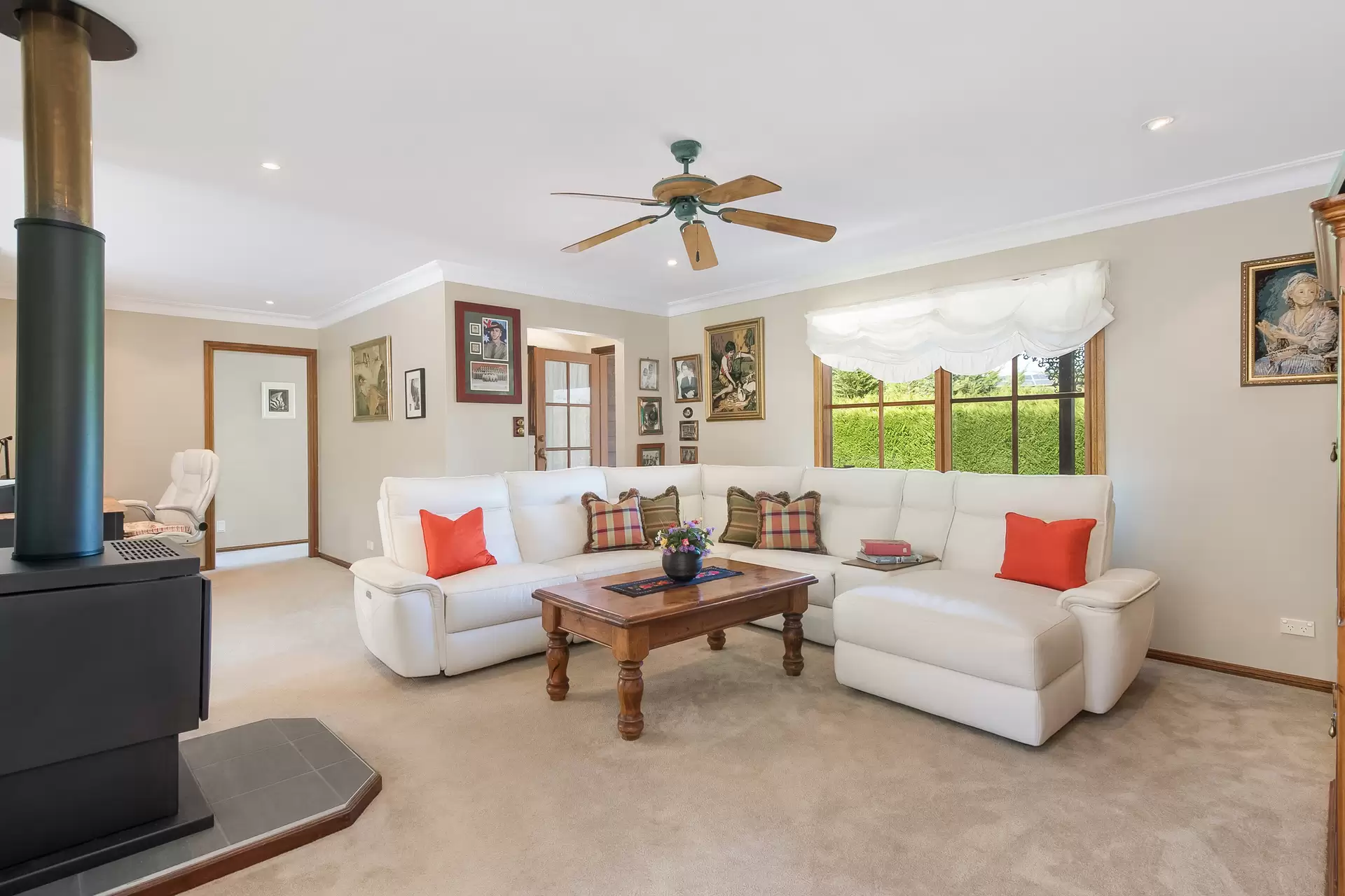48 Burrawang Street, Robertson Sold by Sydney Sotheby's International Realty - image 8