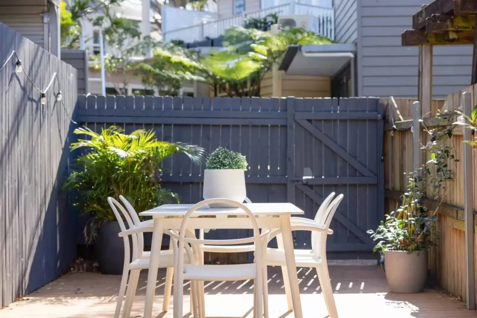 171 Beattie Street, Balmain Leased by Sydney Sotheby's International Realty - image 2