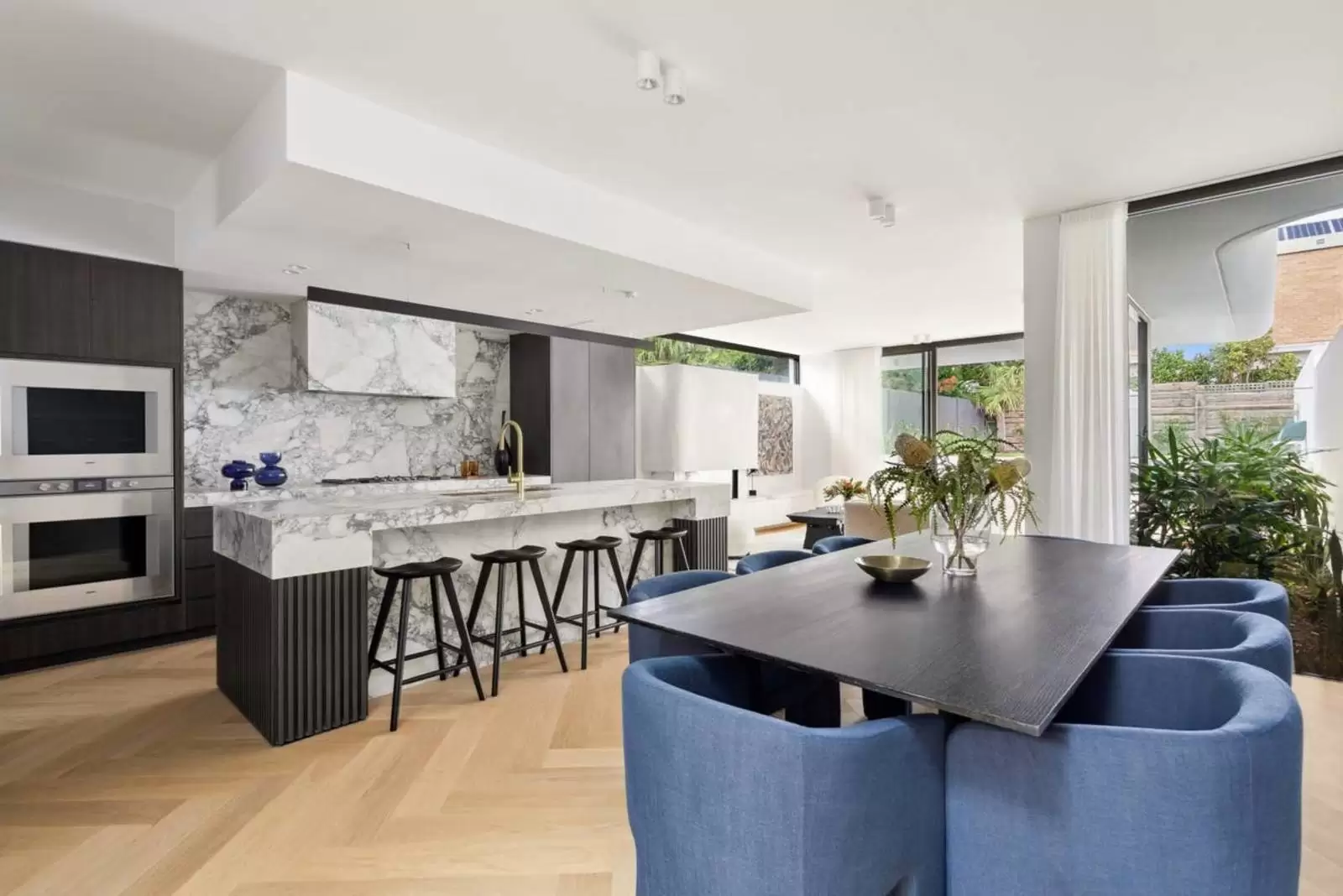 4a Georges Road, Vaucluse Leased by Sydney Sotheby's International Realty - image 2