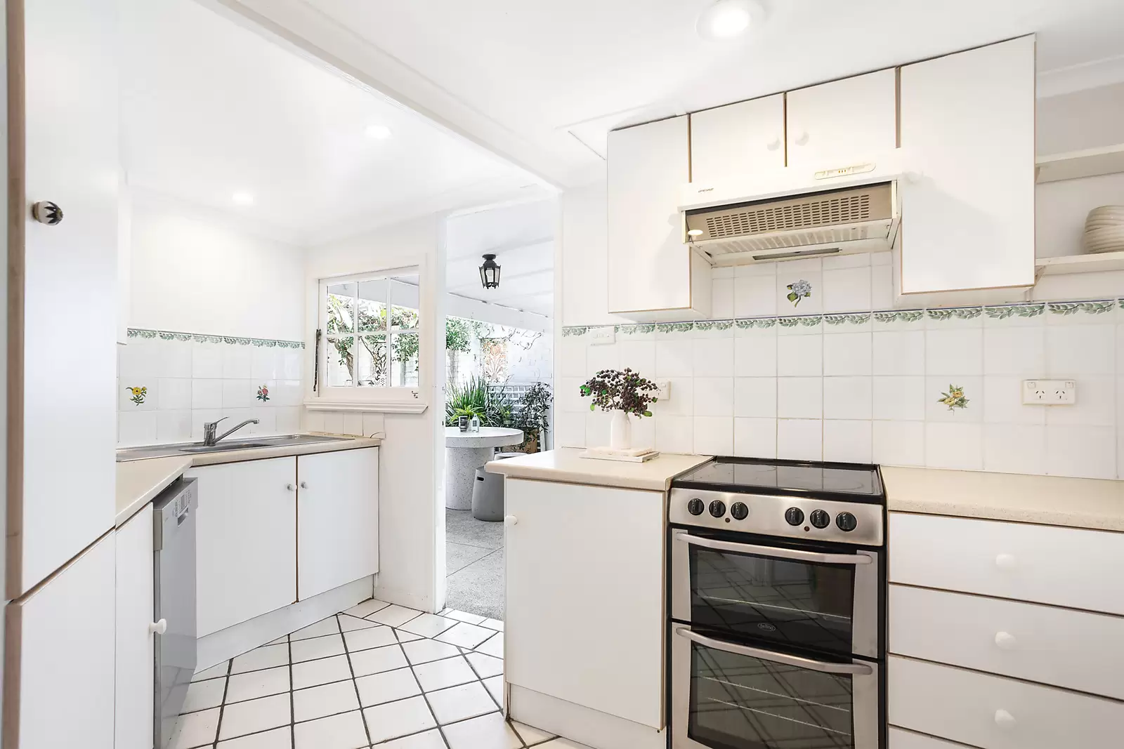 1 Britannia Lane, Woollahra Sold by Sydney Sotheby's International Realty - image 4