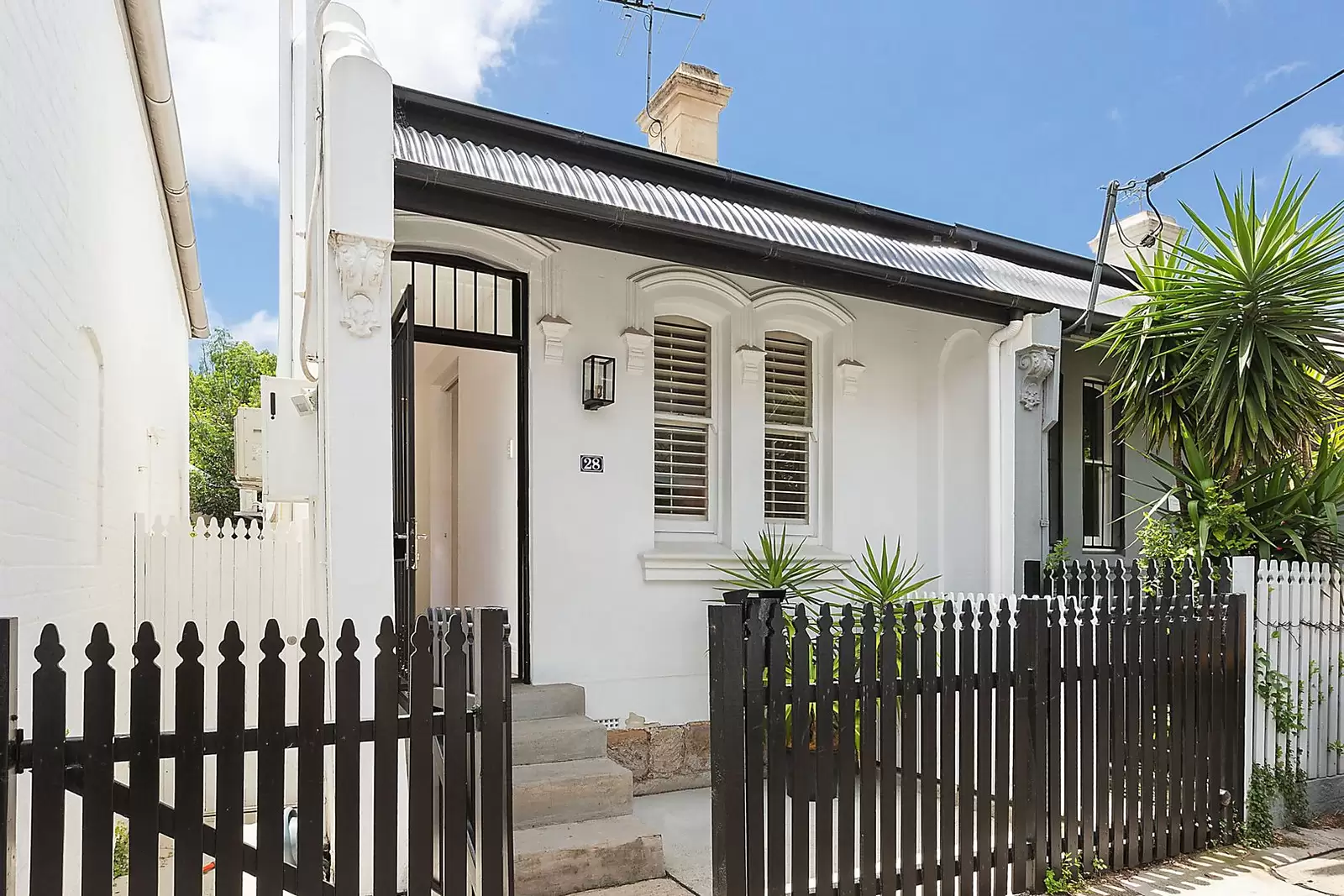 28 Caledonia Street, Paddington Sold by Sydney Sotheby's International Realty - image 6