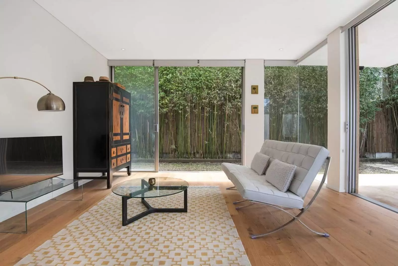 4/19 Young Street, Vaucluse Leased by Sydney Sotheby's International Realty - image 1