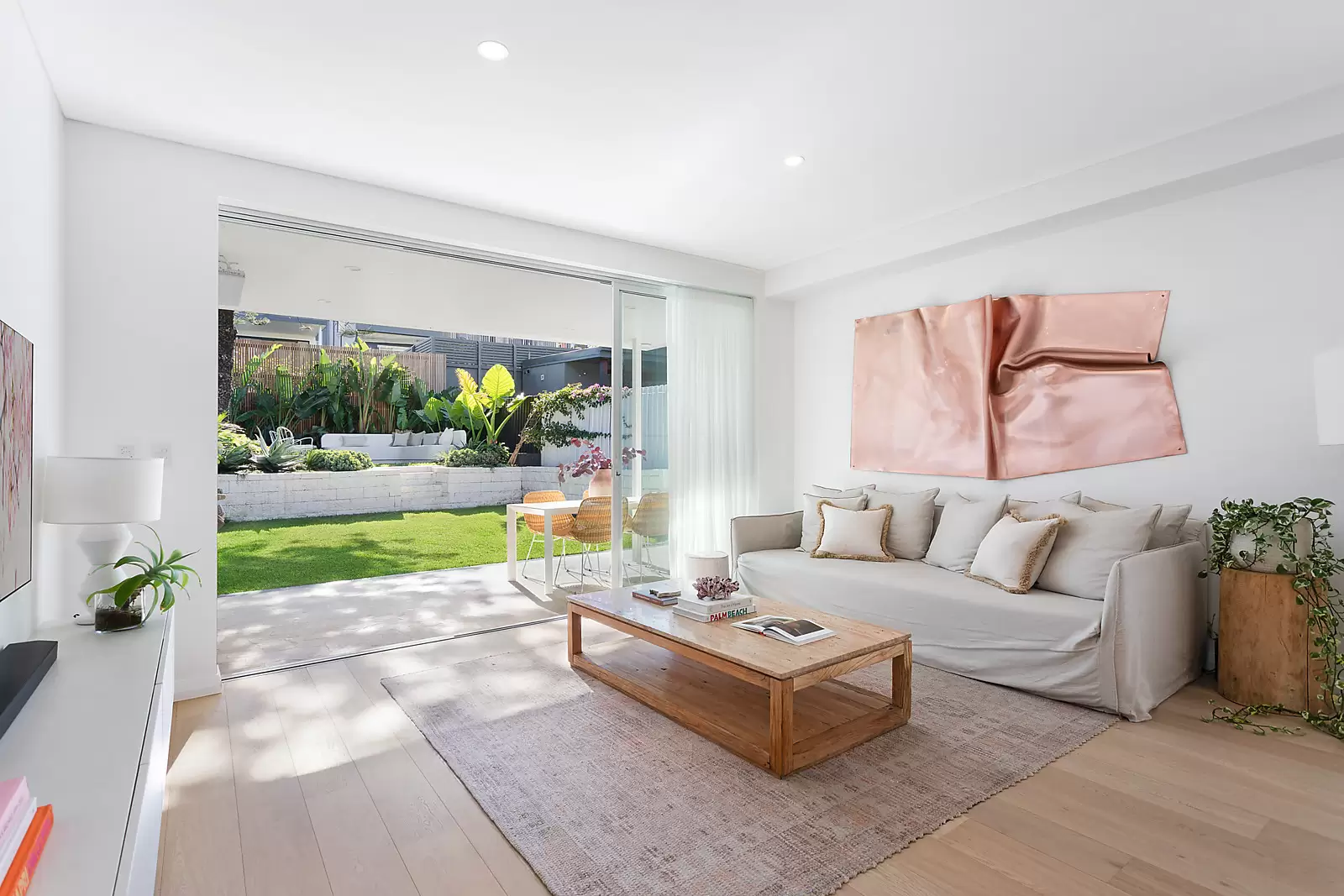 28 Duncan Street, Maroubra Sold by Sydney Sotheby's International Realty - image 2