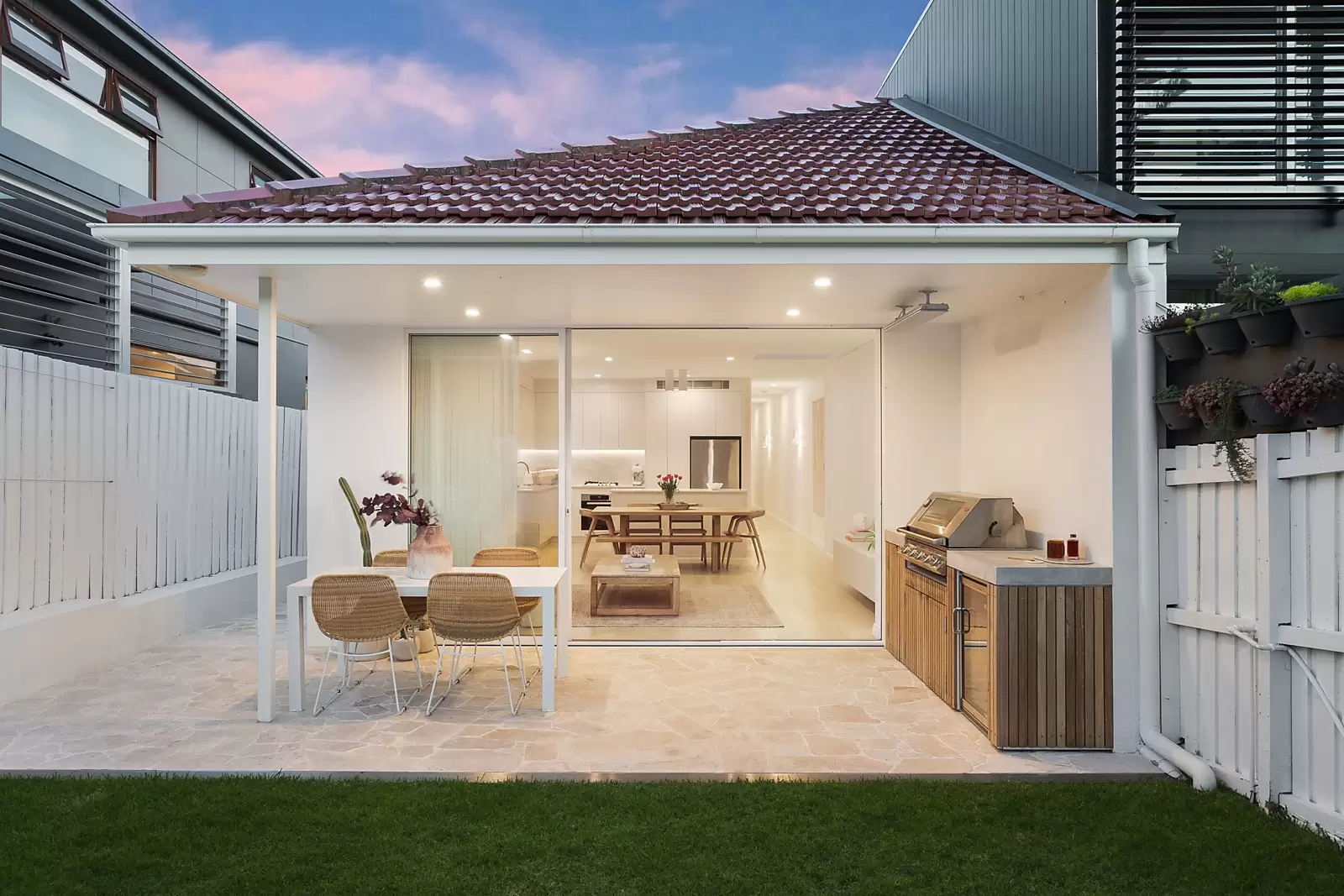 28 Duncan Street, Maroubra Sold by Sydney Sotheby's International Realty - image 3