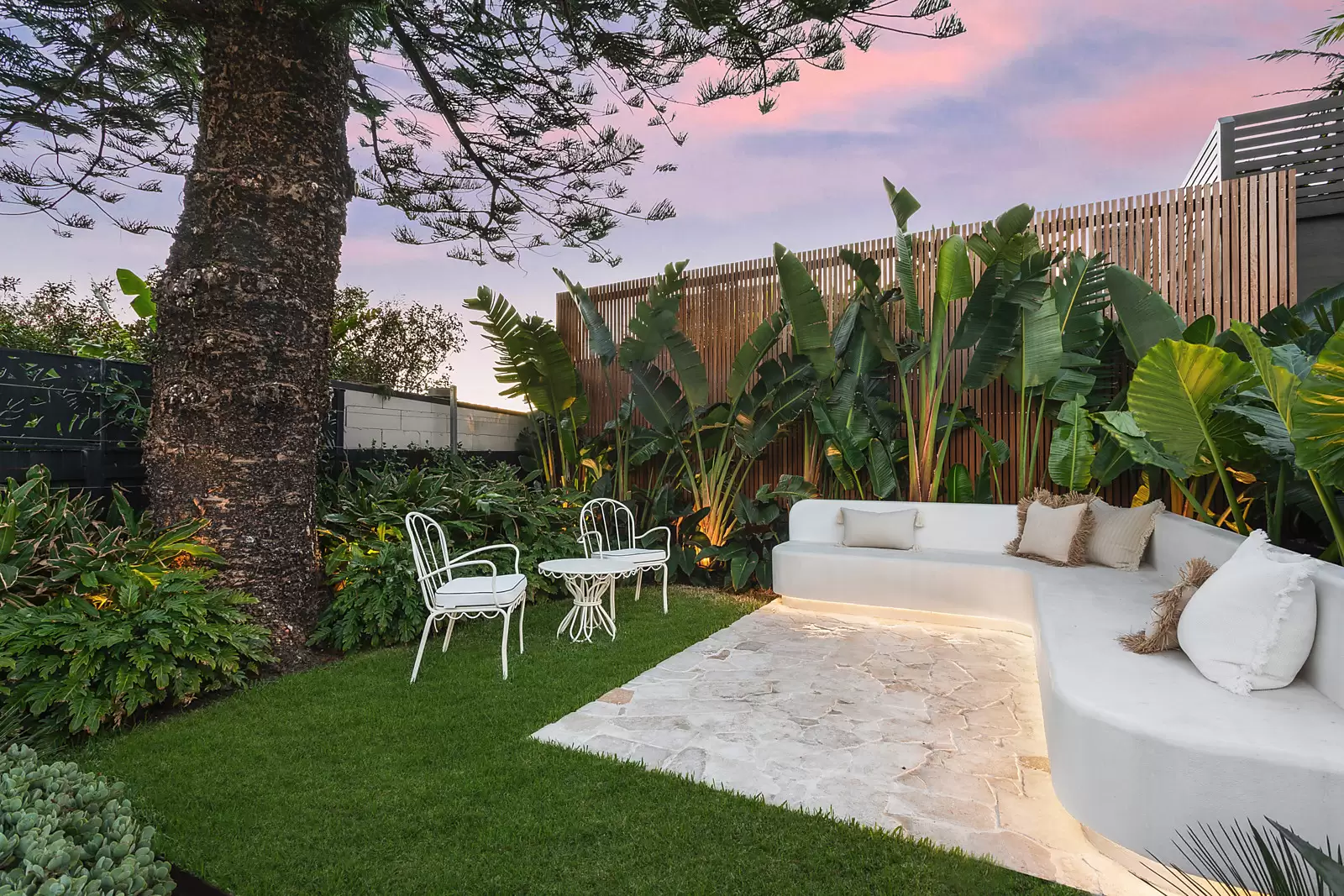 28 Duncan Street, Maroubra Sold by Sydney Sotheby's International Realty - image 1
