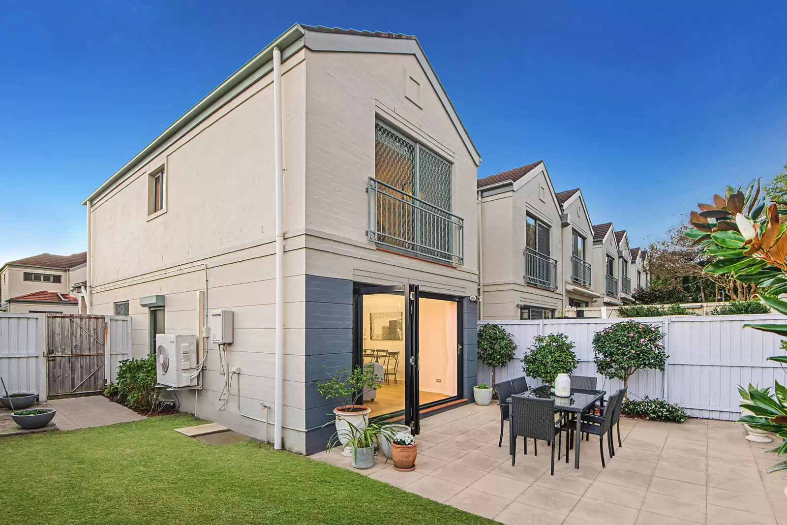 16/5 Wride Street, Maroubra Sold by Sydney Sotheby's International Realty - image 4