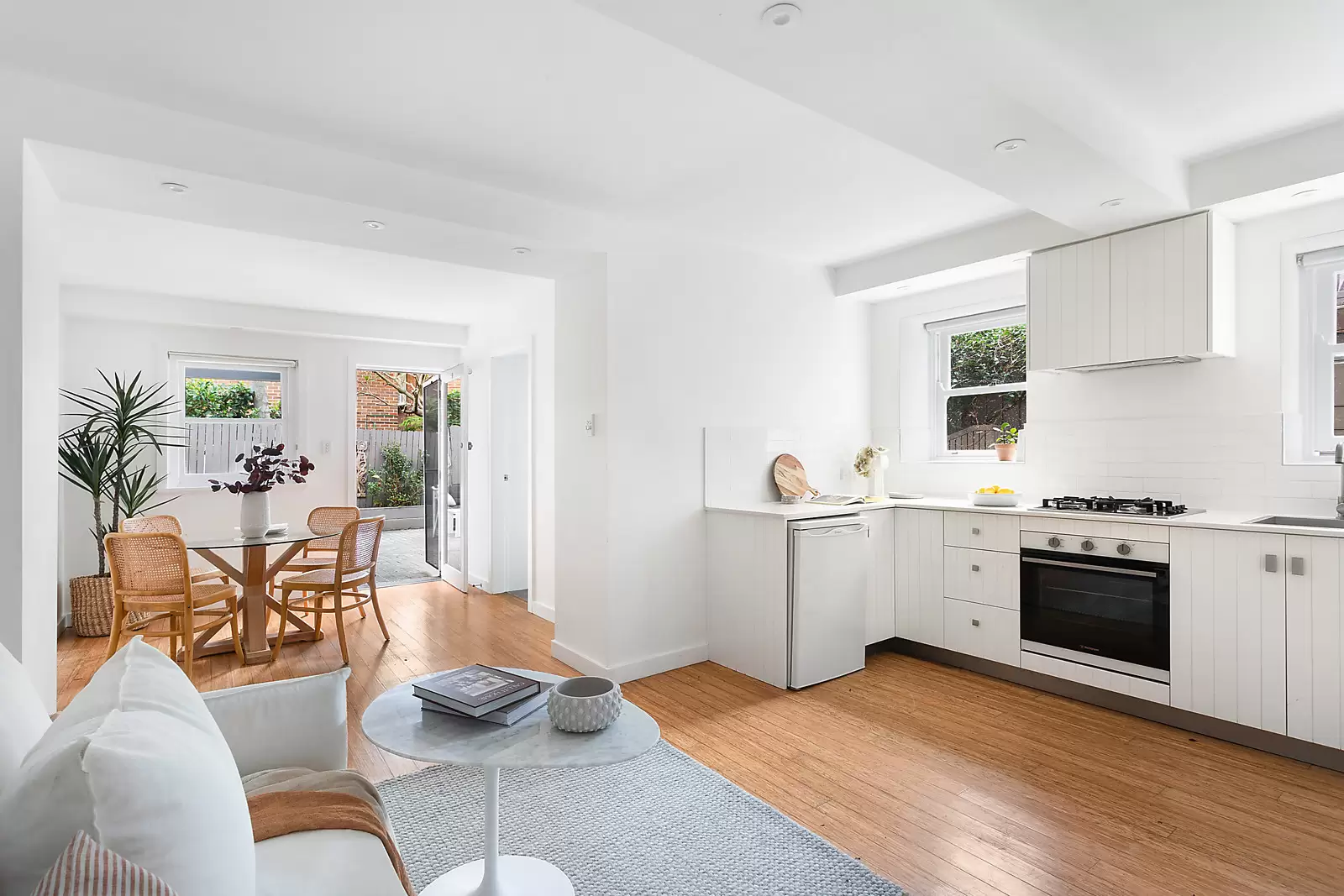 5/23 Marcel Avenue, Randwick Sold by Sydney Sotheby's International Realty - image 2