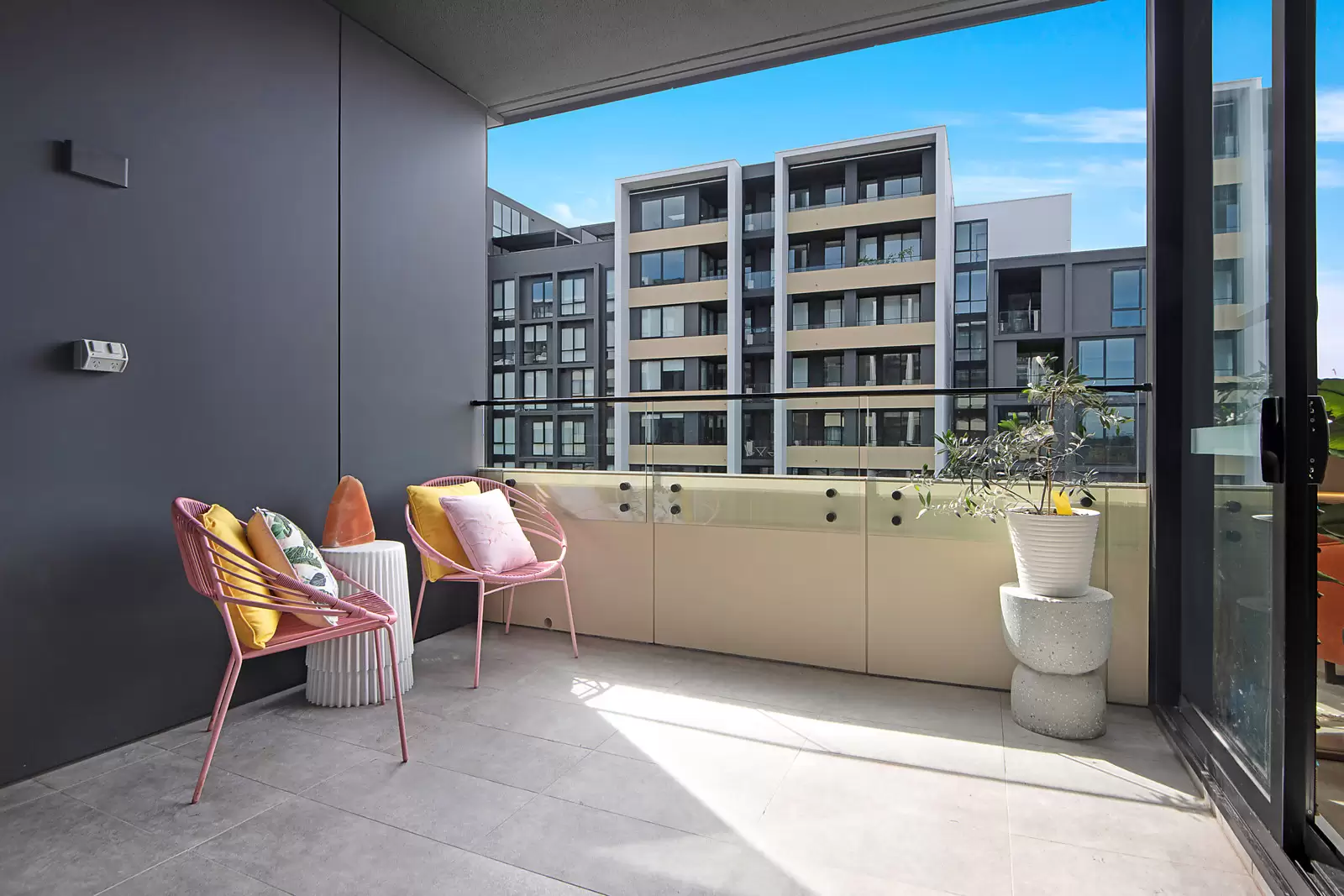 10910/159 Epping Road, Macquarie Park Sold by Sydney Sotheby's International Realty - image 1