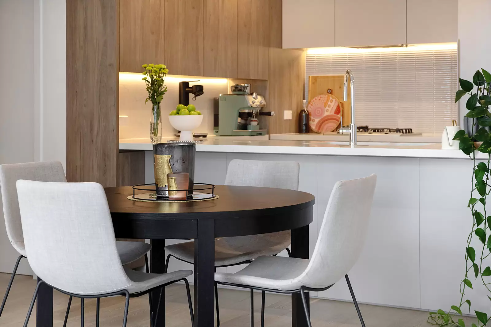 10910/159 Epping Road, Macquarie Park Sold by Sydney Sotheby's International Realty - image 3