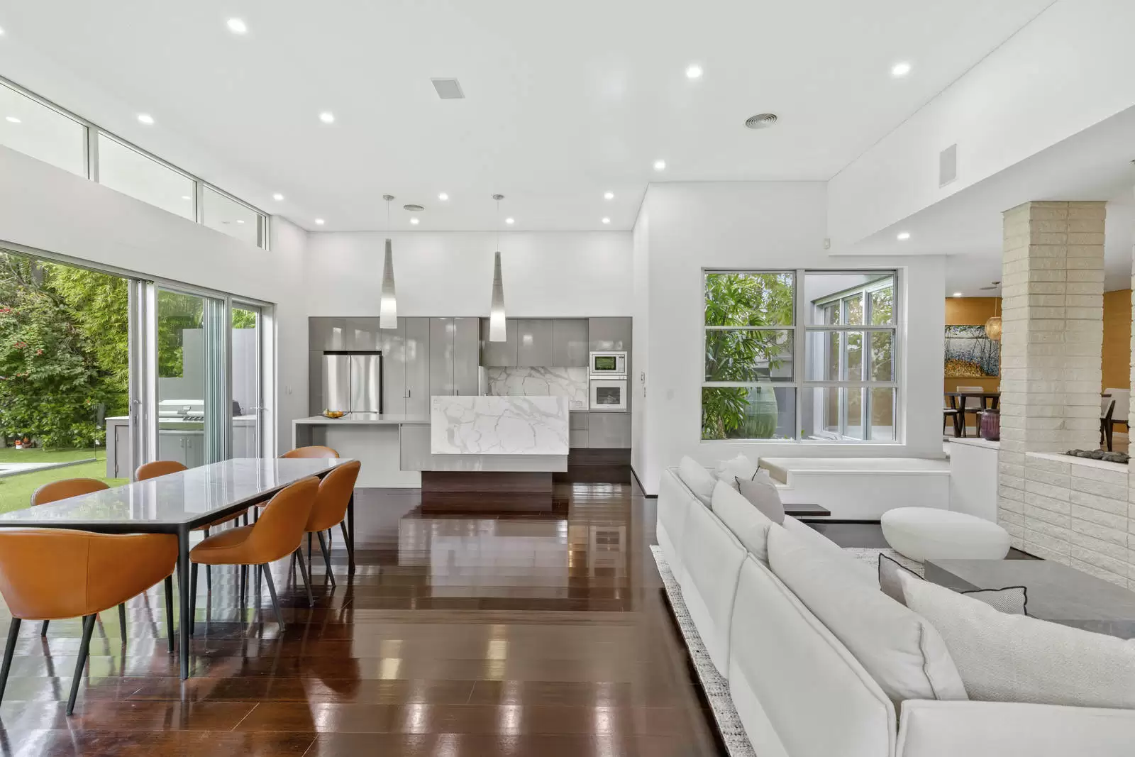 48 Newcastle Street, Rose Bay Leased by Sydney Sotheby's International Realty - image 2