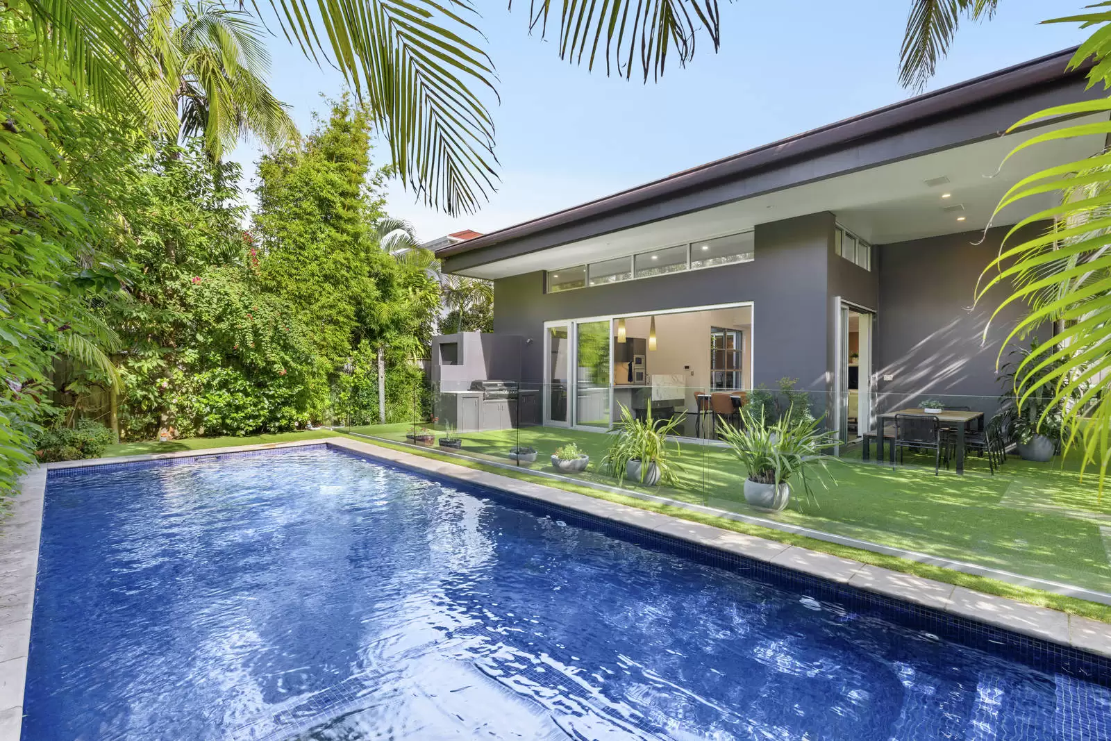 48 Newcastle Street, Rose Bay Leased by Sydney Sotheby's International Realty - image 1