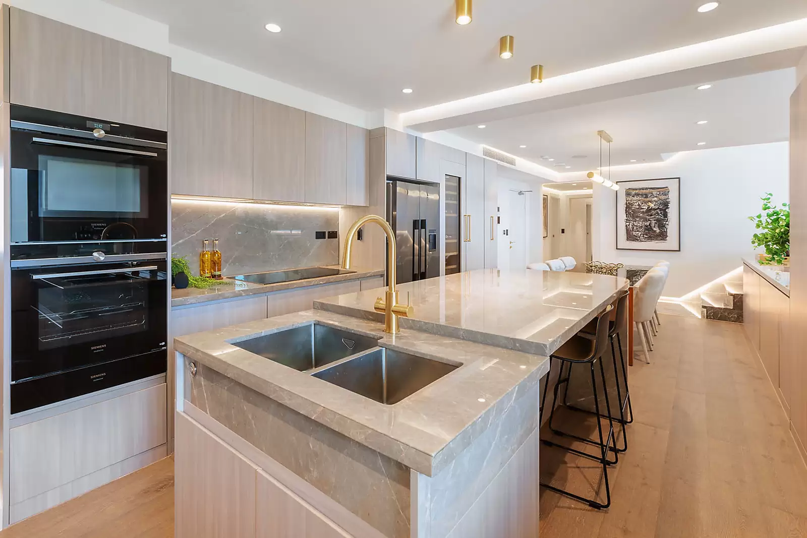 7/12-16 Billyard Avenue, Elizabeth Bay Sold by Sydney Sotheby's International Realty - image 6