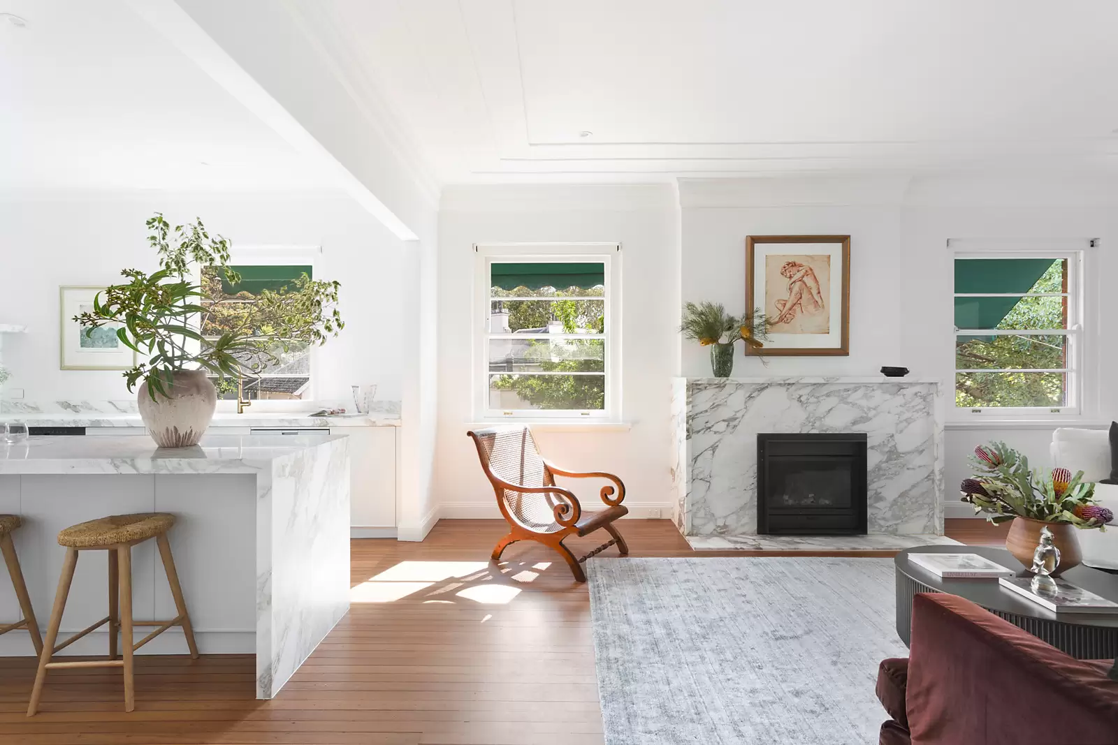 5/12 Rosemont Avenue, Woollahra Sold by Sydney Sotheby's International Realty - image 1