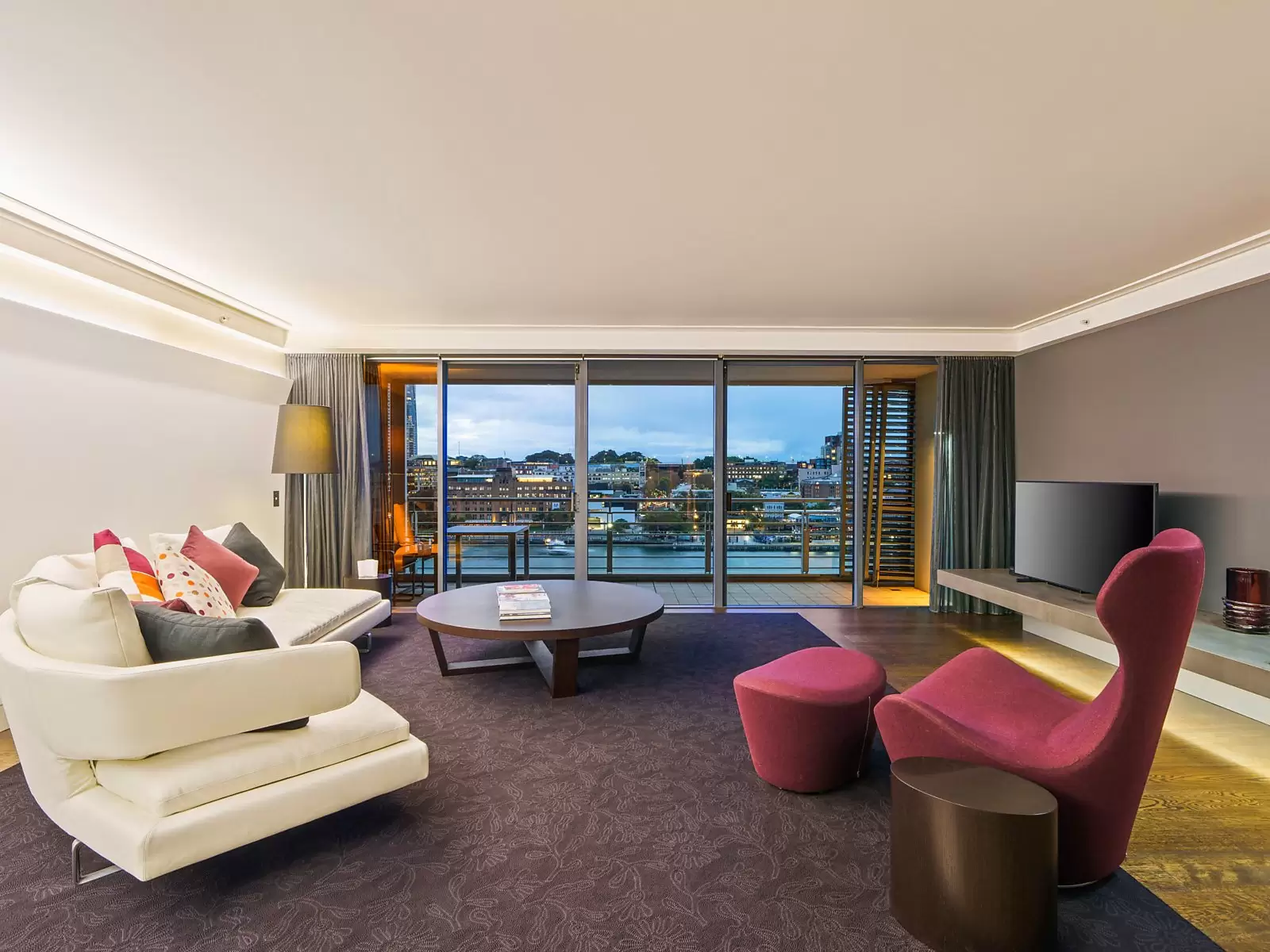 93/3 Macquarie Street, Sydney Sold by Sydney Sotheby's International Realty - image 9