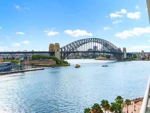 93/3 Macquarie Street, Sydney Sold by Sydney Sotheby's International Realty