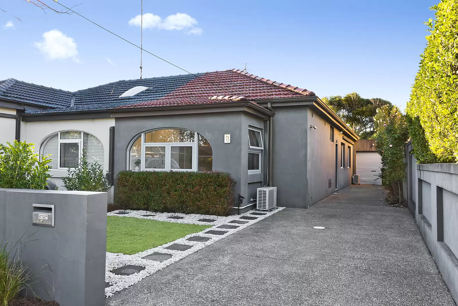 8 Keating Street, Maroubra Sold by Sydney Sotheby's International Realty - image 1