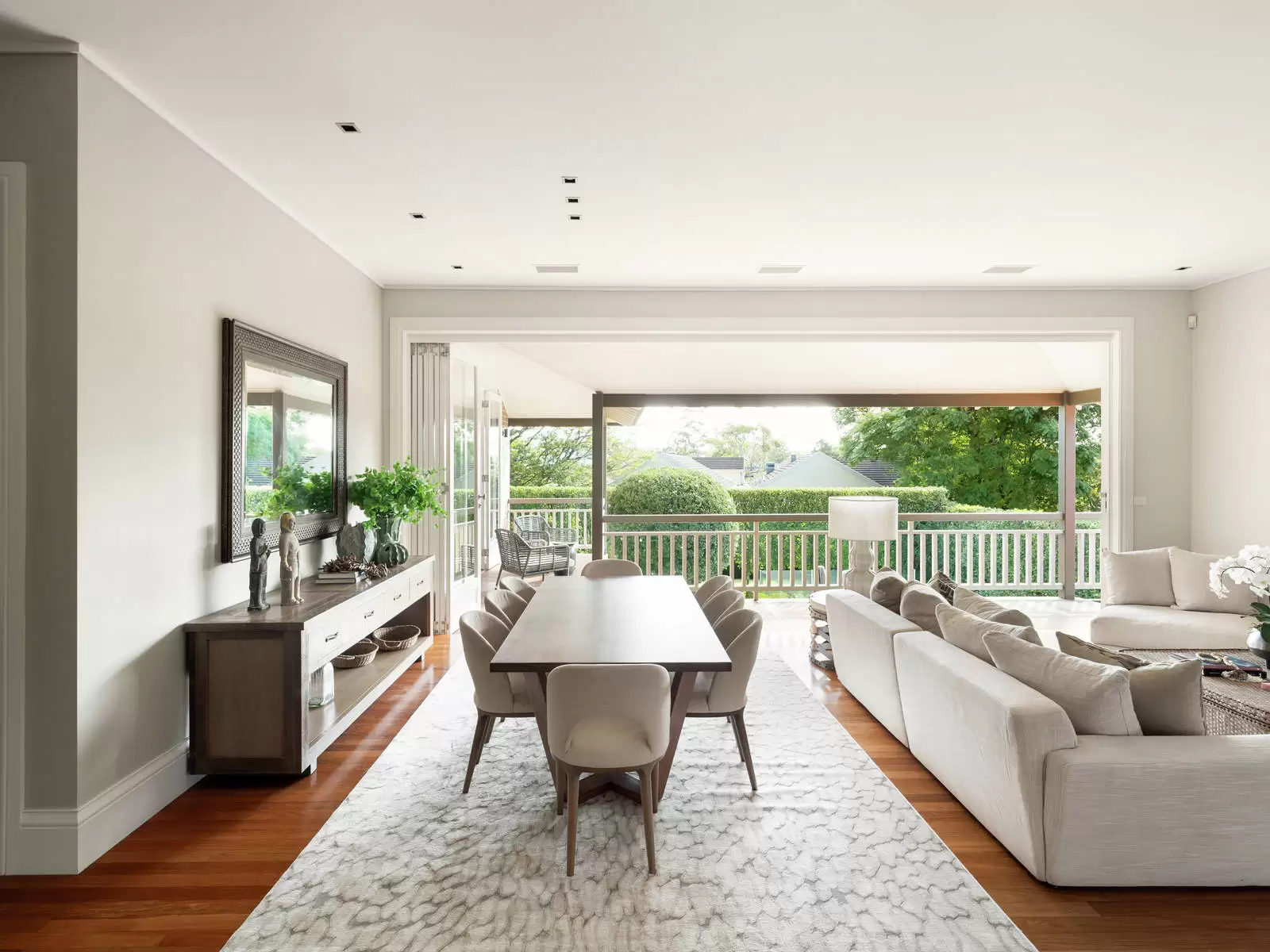 10 Powell Street, Killara Sold by Sydney Sotheby's International Realty - image 7